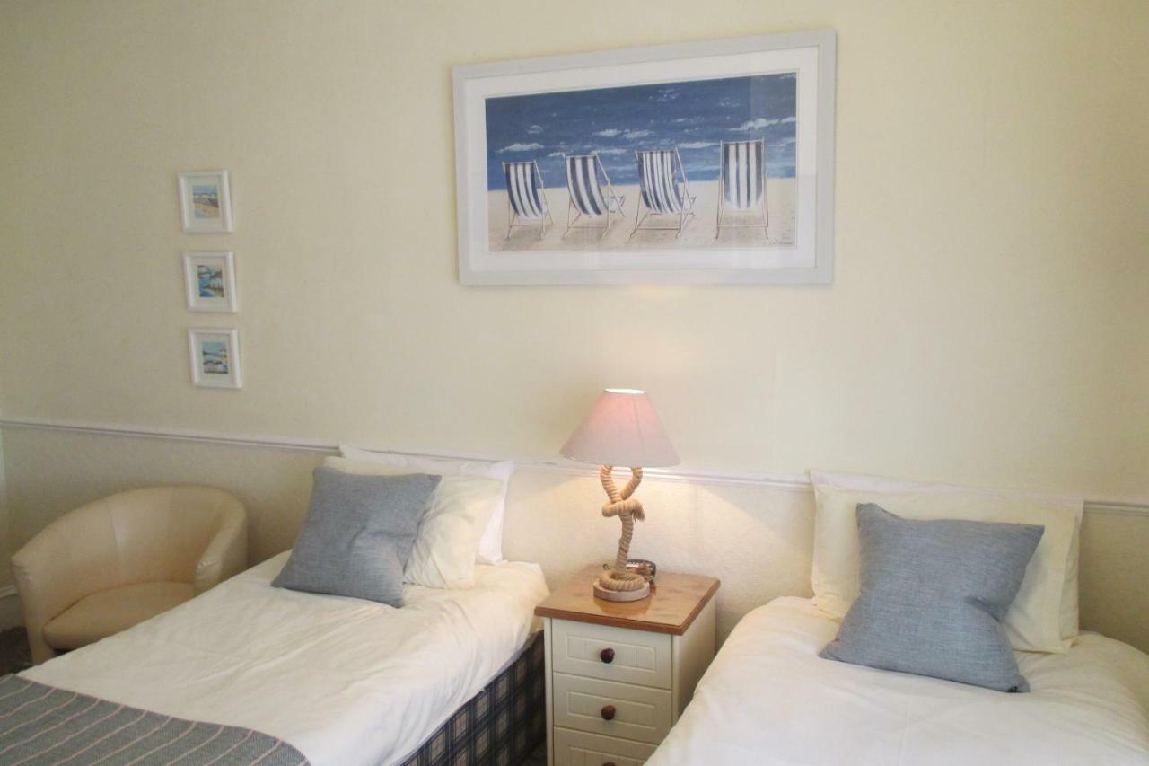 Crown Lodge Torquay Esterno foto
